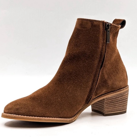 New Paul Green Sante Zip Booties in Toffee Suede - Picture 2 of 11